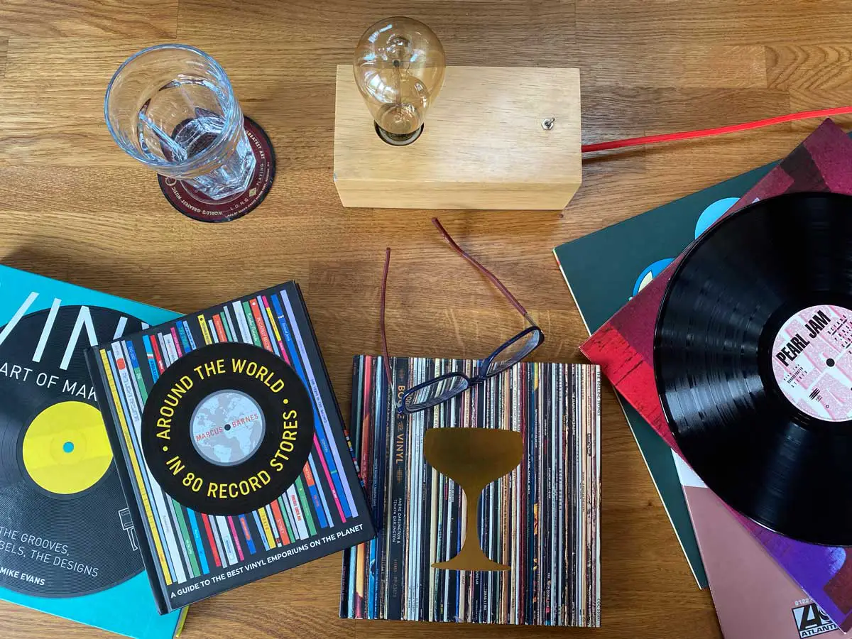 Best Types Of Vinyls To Add To Your Vinyl Record Collection - CelebMix