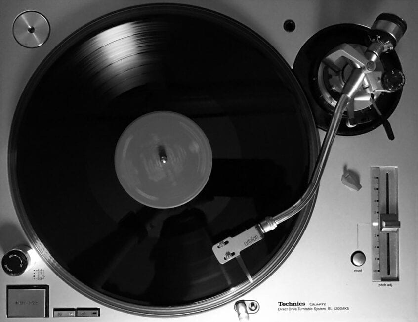 Turntable vs Record Player What's the Difference? Sound Matters
